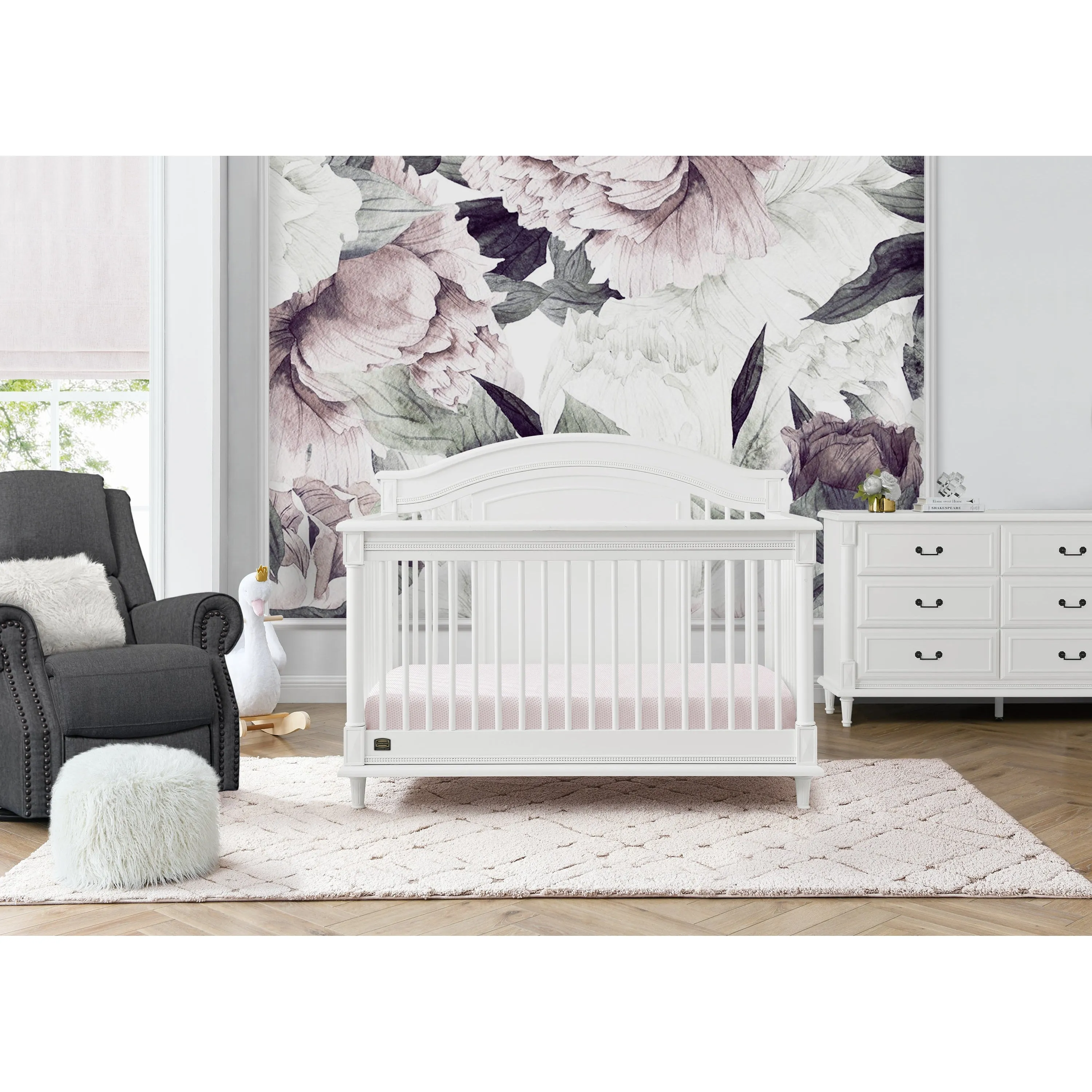 Delta Juliette 6-in-1 Convertible Crib