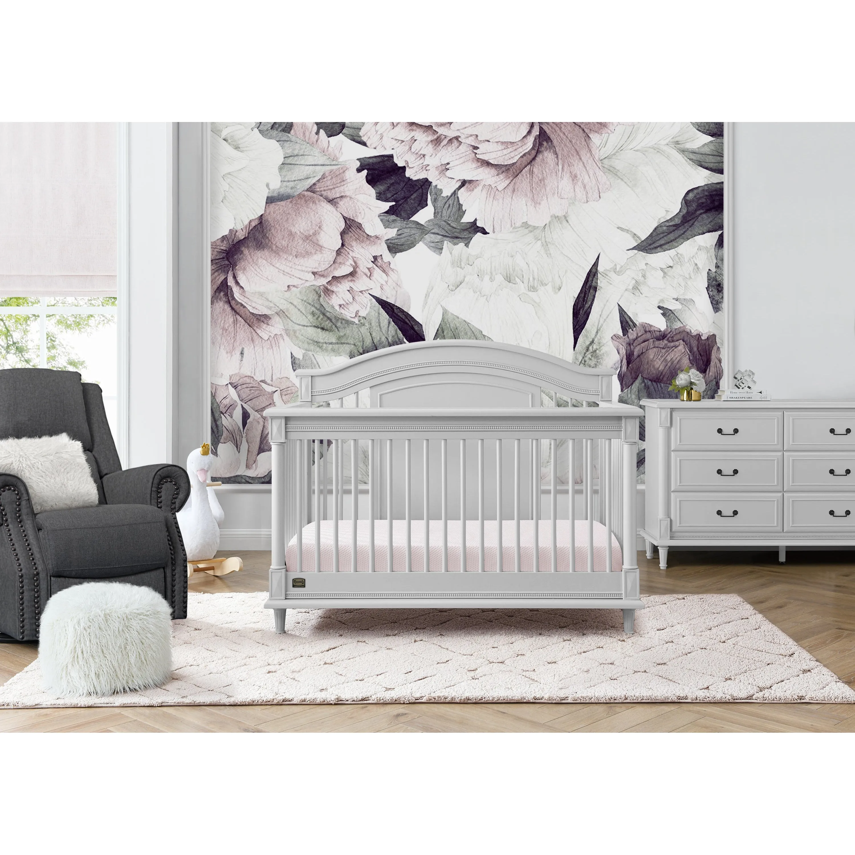 Delta Juliette 6-in-1 Convertible Crib