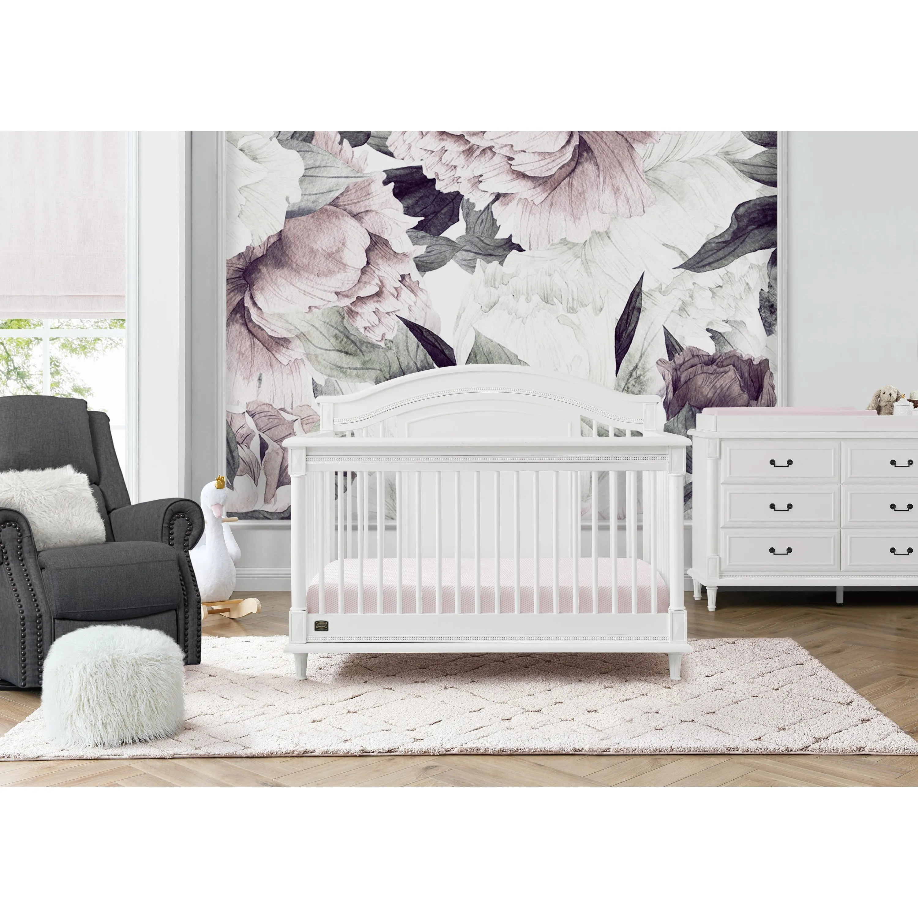 Delta Juliette 6-in-1 Convertible Crib