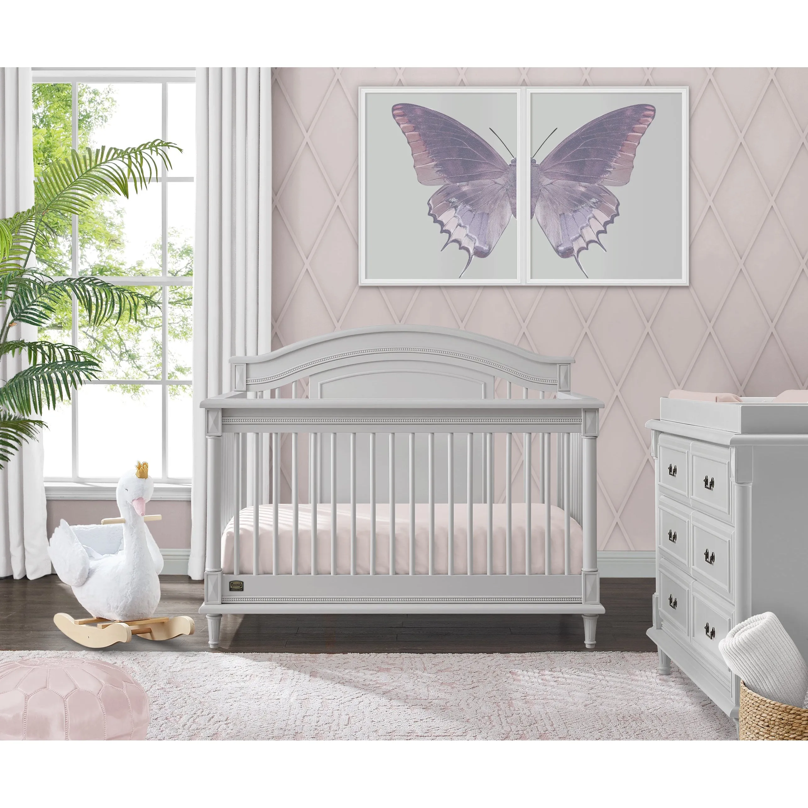 Delta Juliette 6-in-1 Convertible Crib