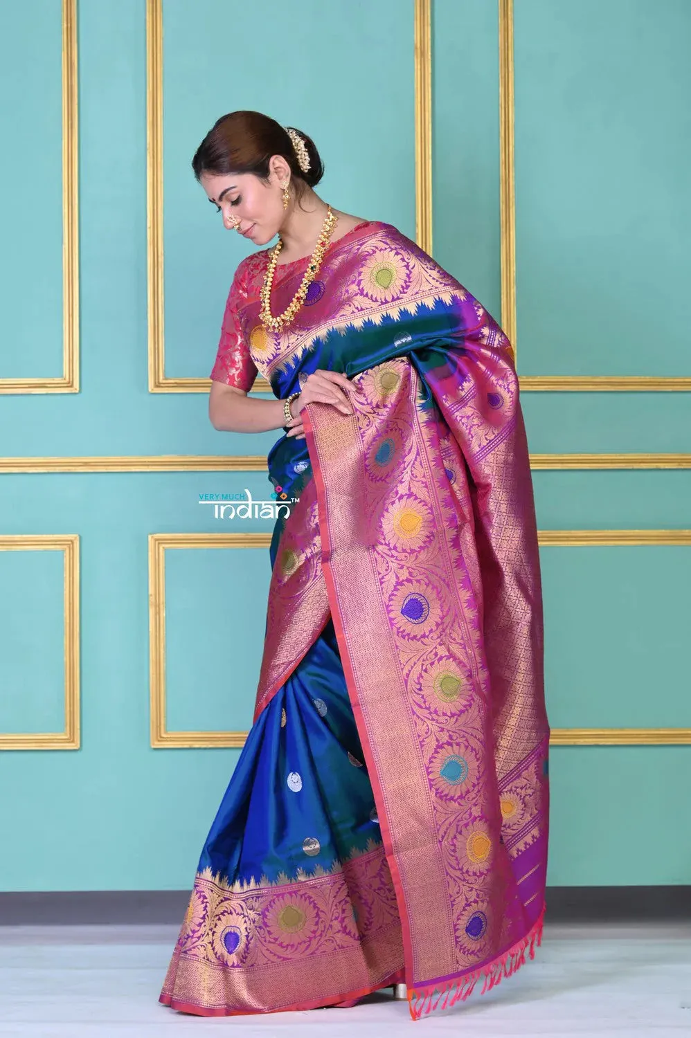 ROYAL WEAVE! Gadwal Pure Silk Royal BlueTraditional Handloom Saree With Heavy Zari Pallu